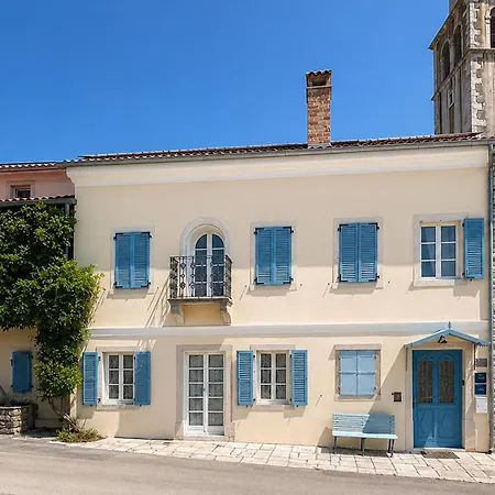 Semesterbostad Awesome In With Private Swimming Pool, Be Inside Or Outside *