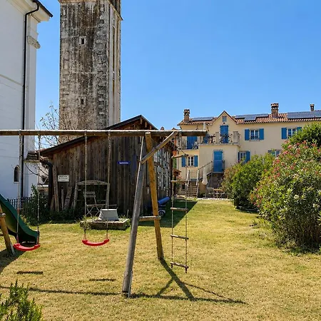 Semesterbostad Awesome In With Private Swimming Pool, Be Inside Or Outside Vižinada